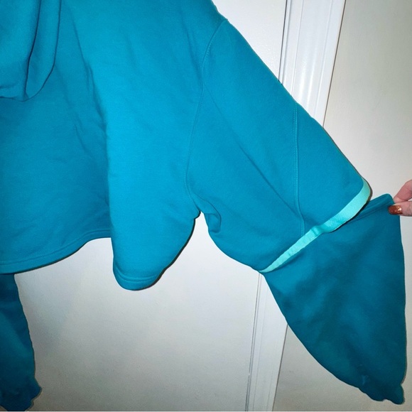 Reebok x Cardi B Teal Cropped Hoodie w/ Open Elbows - Picture 13 of 15